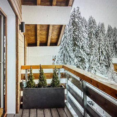 Chalet Crystal *